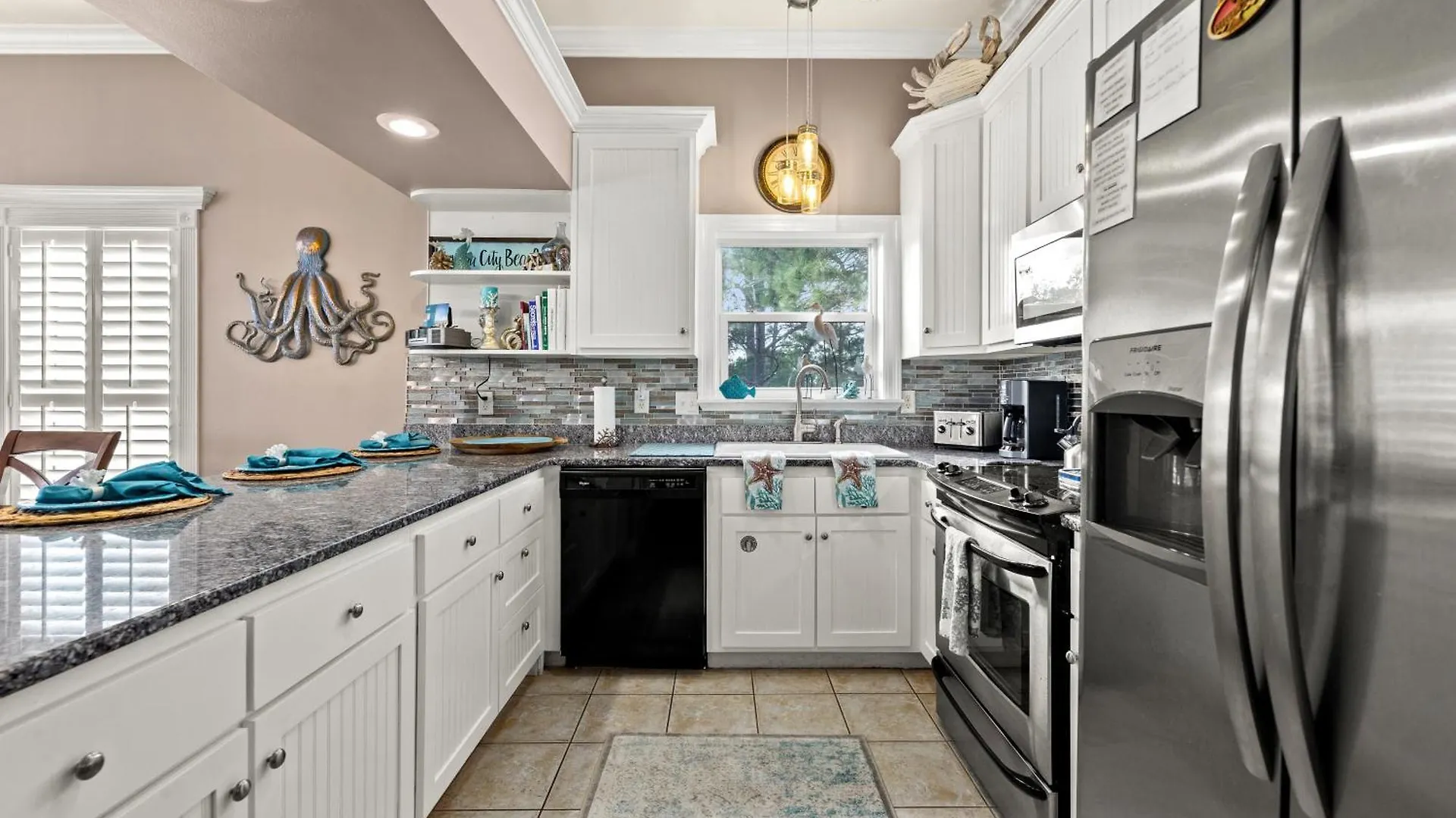 Algun Dia - Plush Family-Friendly Home - A Block From Beach Panama City Beach