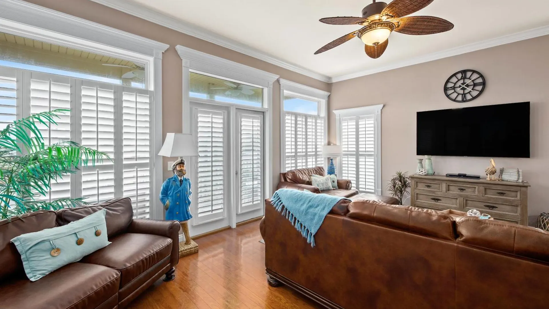 Algun Dia - Plush Family-Friendly Home - A Block From Beach Panama City Beach