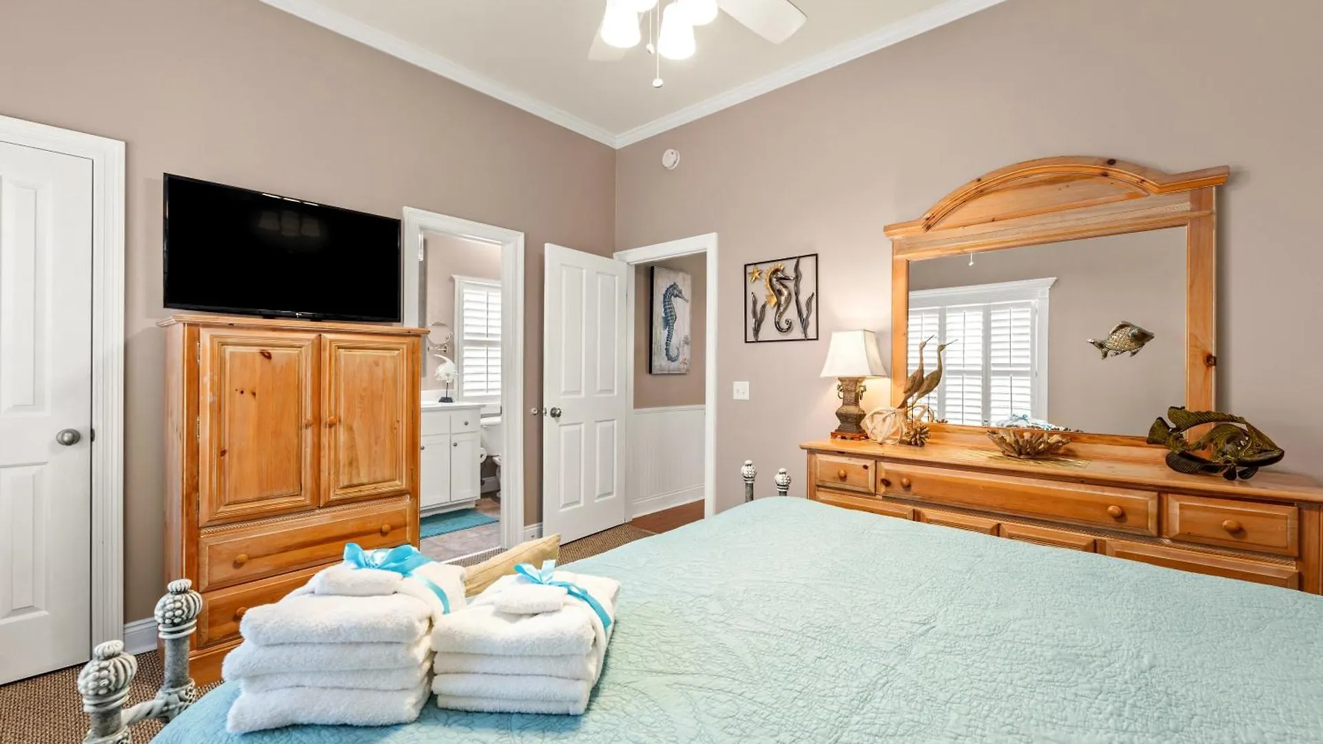 Algun Dia - Plush Family-Friendly Home - A Block From Beach Panama City Beach 0*,