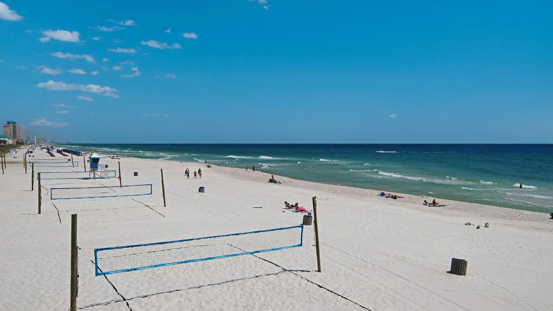 Holiday home Algun Dia - Plush Family-Friendly Home - A Block From Beach Panama City Beach